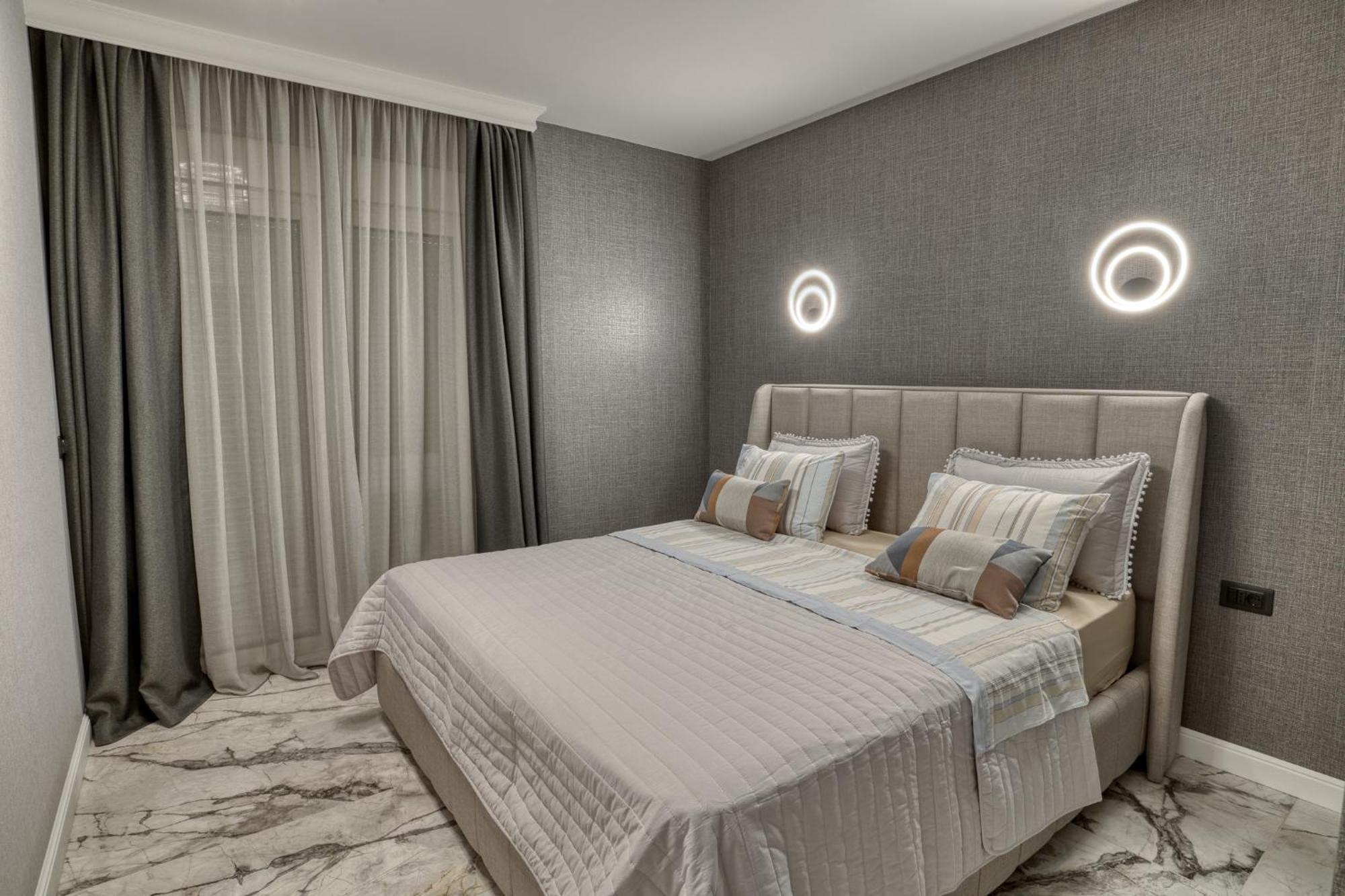 Ap Royal Oak - 2 Bedroom Apartment In Budva Buitenkant foto